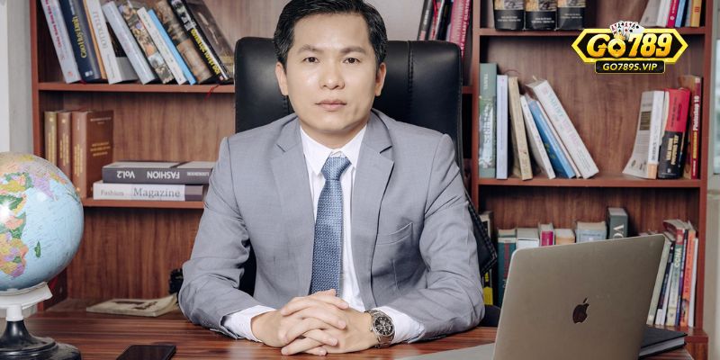 Jones Phạm